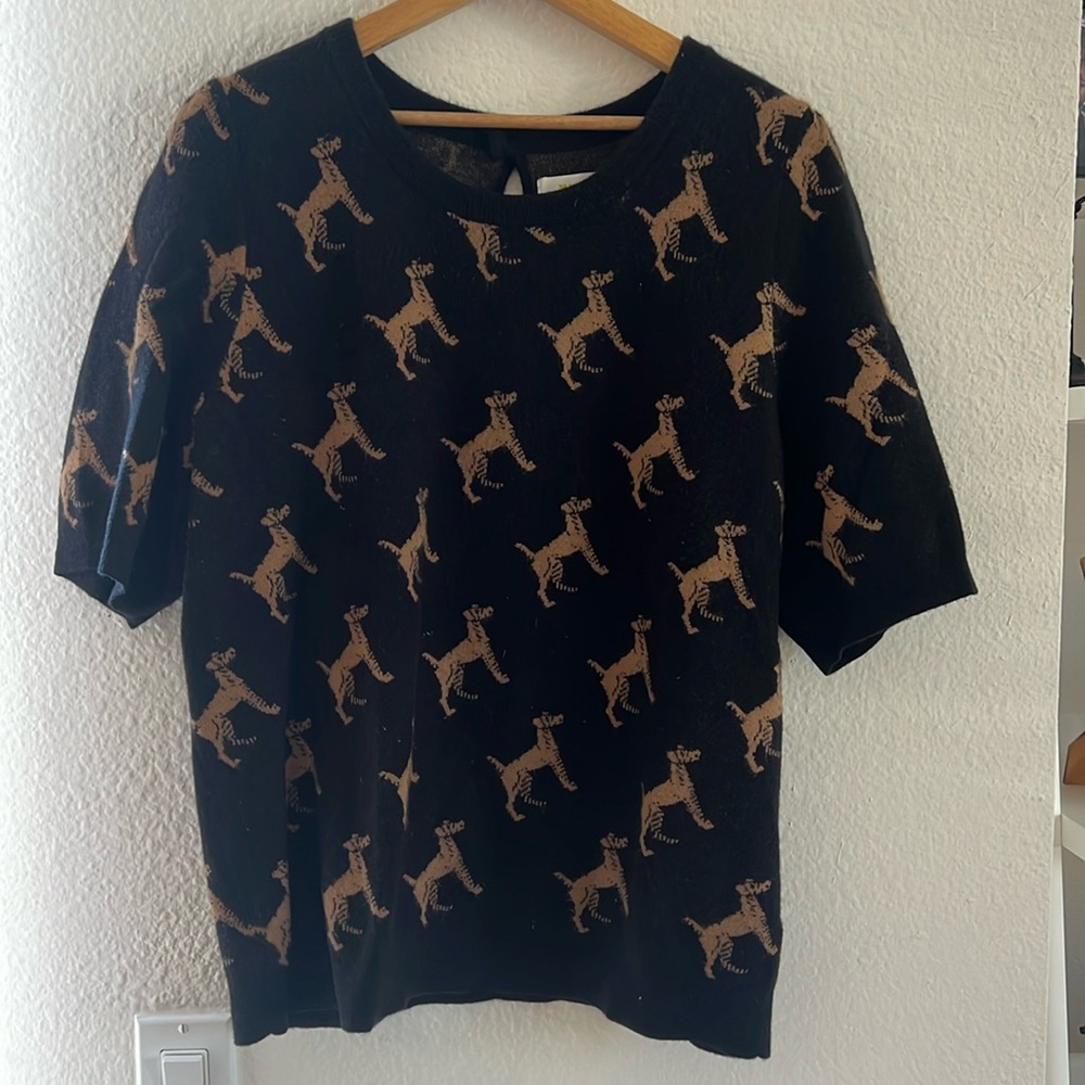 Maeve short sleeve sweater, dog print. Size XL